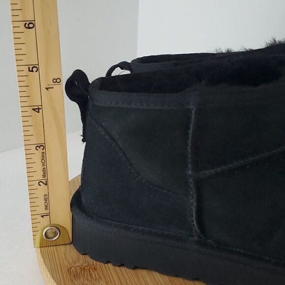 UGG Classic Ultra Mini Boot Black Suede Wool Ankle Shoe Men's US 9 New - Picture 12 of 13